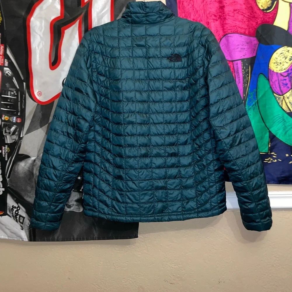The North Face thermoball jacket men’s M